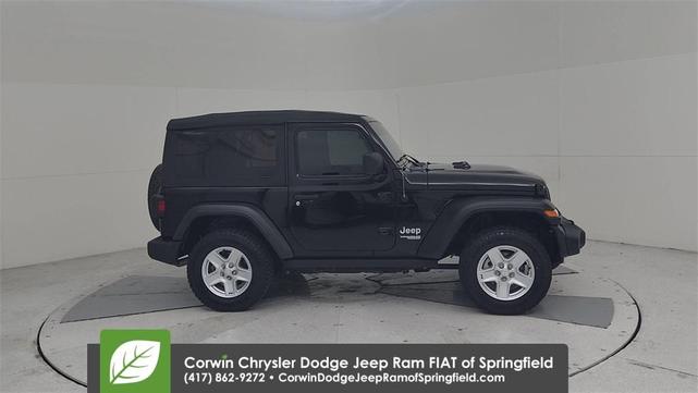 Photo of 2020 Black Clearcoat Jeep Wrangler