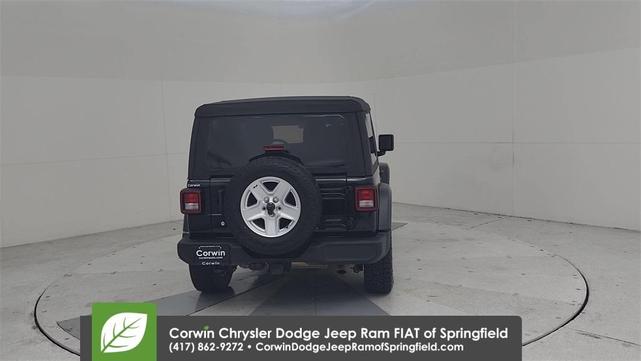 Photo of 2020 Black Clearcoat Jeep Wrangler