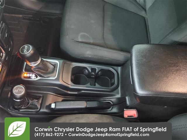 Photo of 2020 Black Clearcoat Jeep Wrangler
