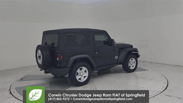 Photo of 2020 Black Clearcoat Jeep Wrangler