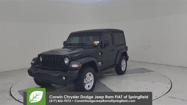 Photo of 2020 Black Clearcoat Jeep Wrangler