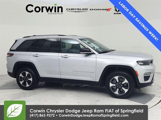 Photo of 2024 Silver Zynith Jeep Grand Cherokee 4xe