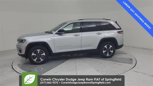 Photo of 2024 Silver Zynith Jeep Grand Cherokee 4xe