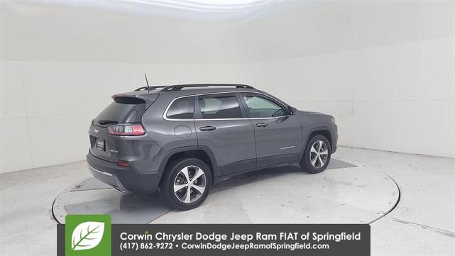 Photo of 2022 Granite Crystal Clearcoat Metallic Jeep Cherokee