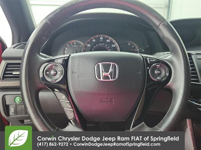 Photo of 2016 Silver Honda Accord