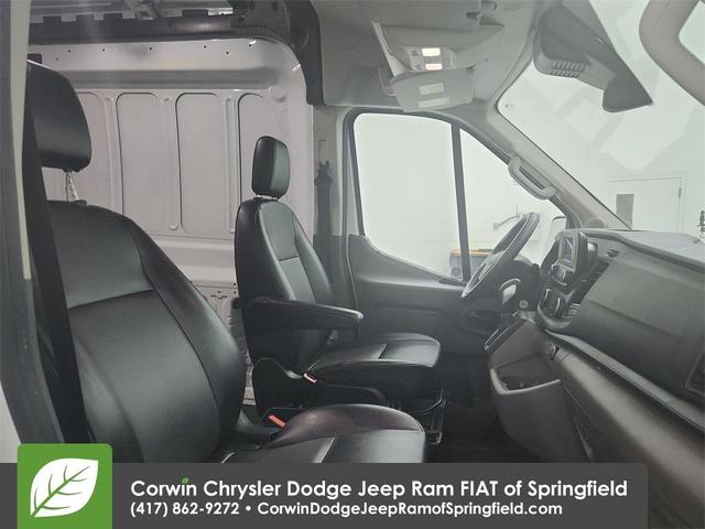 Photo of 2021 Oxford White Ford Transit-250