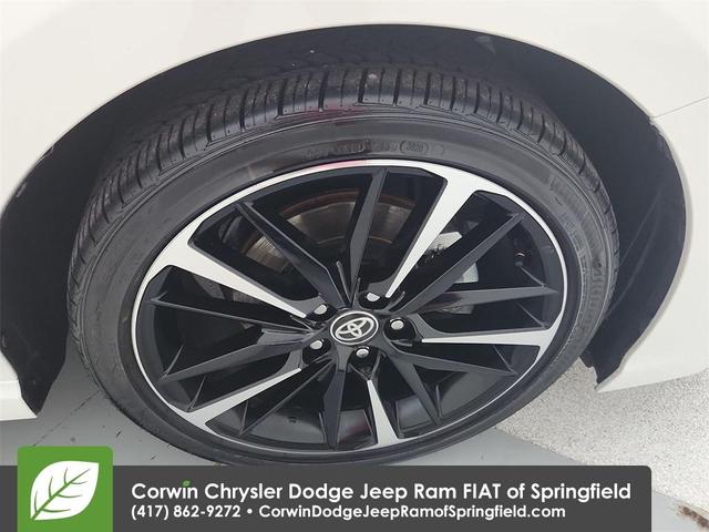 Photo of 2020 Wind Chill Pearl Toyota Camry