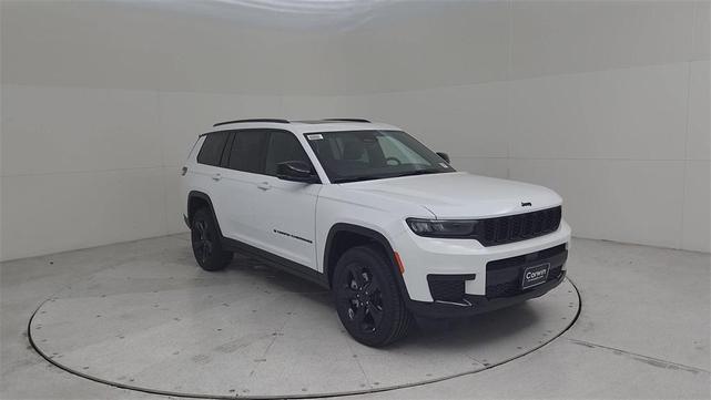 Photo of 2025 Bright White Clearcoat Jeep Grand Cherokee L