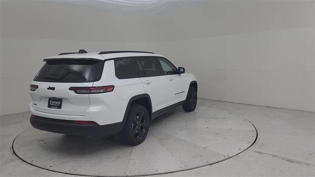 Photo of 2025 Bright White Clearcoat Jeep Grand Cherokee L