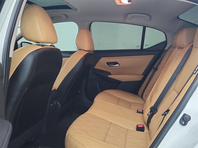 Photo of 2023 Aspen White Nissan Sentra