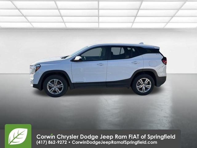 Photo of 2024 Summit White GMC Terrain