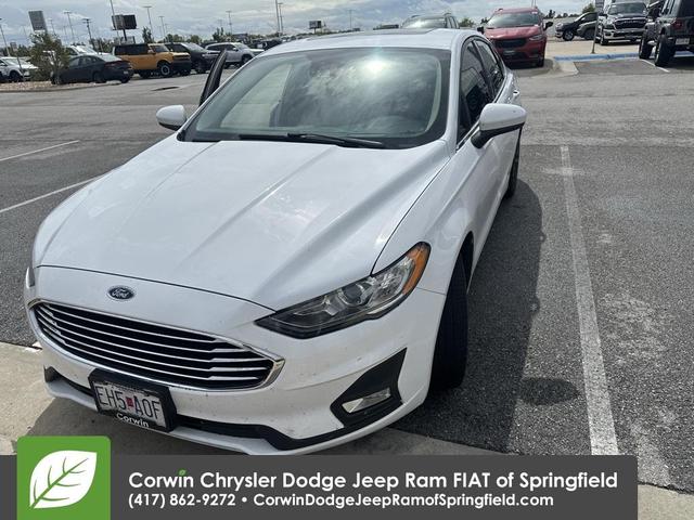 Photo of 2019 Oxford White Ford Fusion