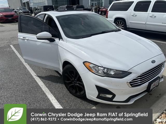 Photo of 2019 Oxford White Ford Fusion