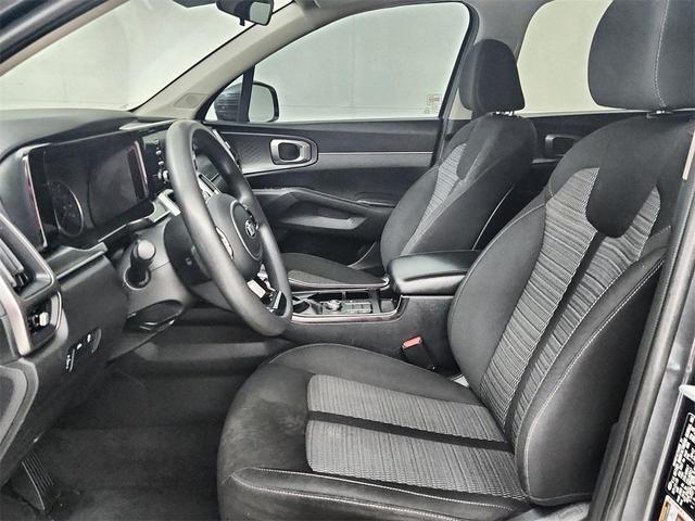 Photo of 2021 Gravity Gray Kia Sorento