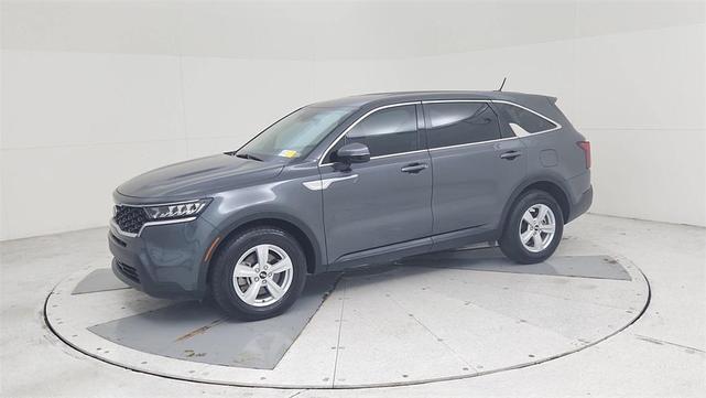 Photo of 2021 Gravity Gray Kia Sorento