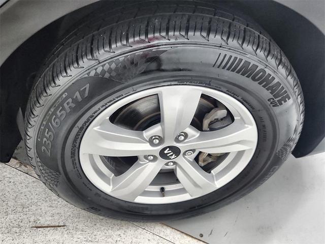 Photo of 2021 Gravity Gray Kia Sorento