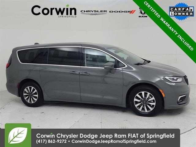 2022 Chrysler Pacifica Hybrid