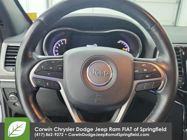 Photo of 2019 Bright White Clearcoat Jeep Grand Cherokee