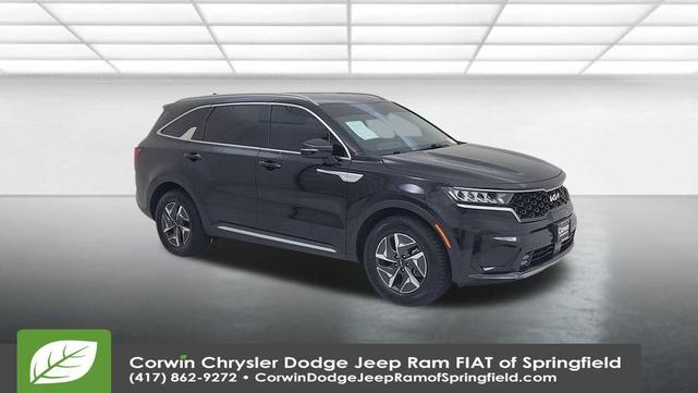 Photo of 2023 Aurora Black Kia Sorento Hybrid