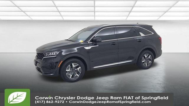Photo of 2023 Aurora Black Kia Sorento Hybrid