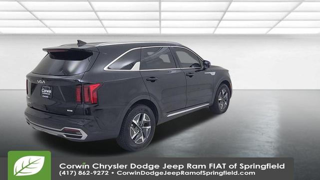 Photo of 2023 Aurora Black Kia Sorento Hybrid