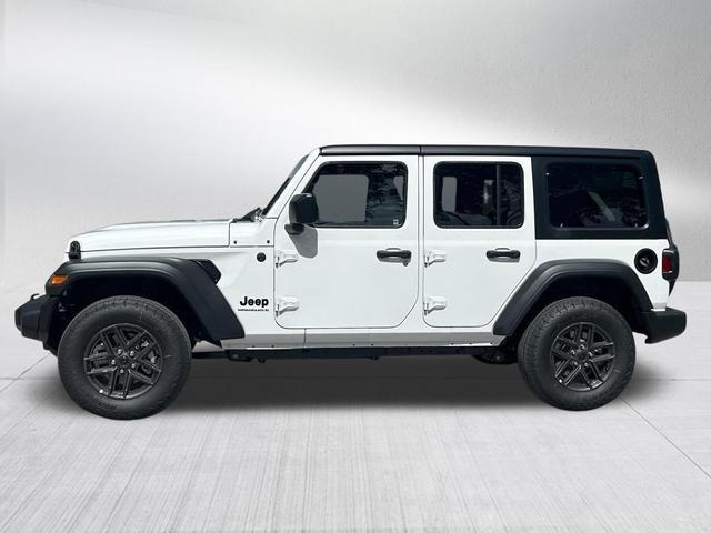 Photo of 2025 Bright White Clearcoat Jeep Wrangler