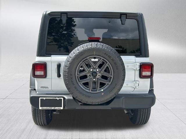 Photo of 2025 Bright White Clearcoat Jeep Wrangler