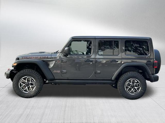 Photo of 2025 Granite Crystal Clearcoat Metallic Jeep Wrangler