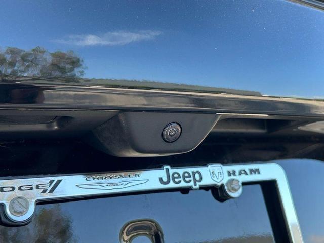 Photo of 2025 Diamond Black Jeep Grand Cherokee