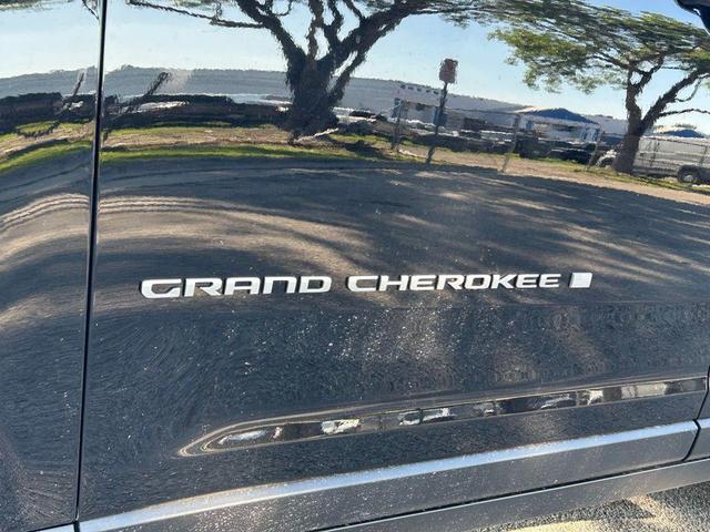 Photo of 2025 Diamond Black Jeep Grand Cherokee