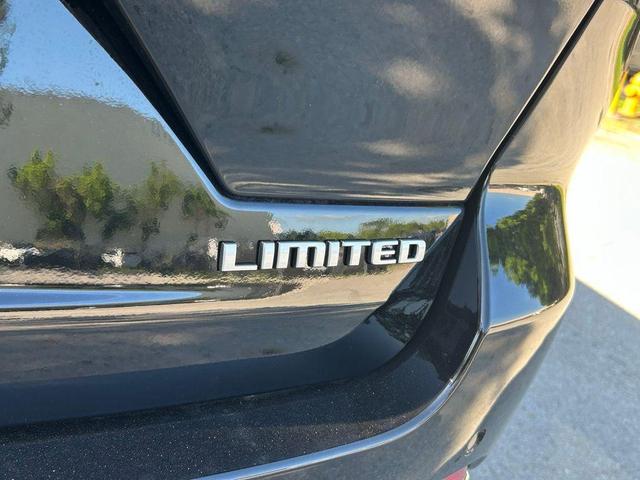 Photo of 2025 Diamond Black Jeep Grand Cherokee
