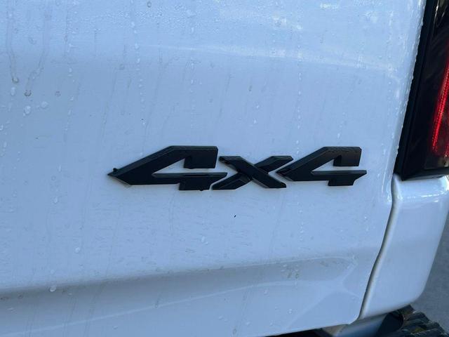 Photo of 2025 Bright White Clearcoat RAM 1500