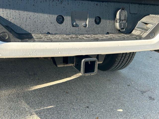 Photo of 2025 Bright White Clearcoat RAM 1500