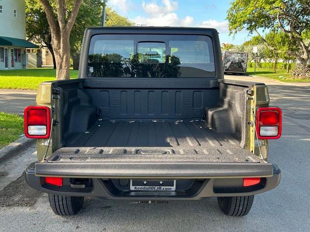 Photo of 2025 41 Jeep Gladiator