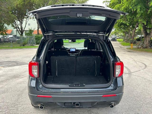 Photo of 2022 Stone Blue Metallic Ford Explorer