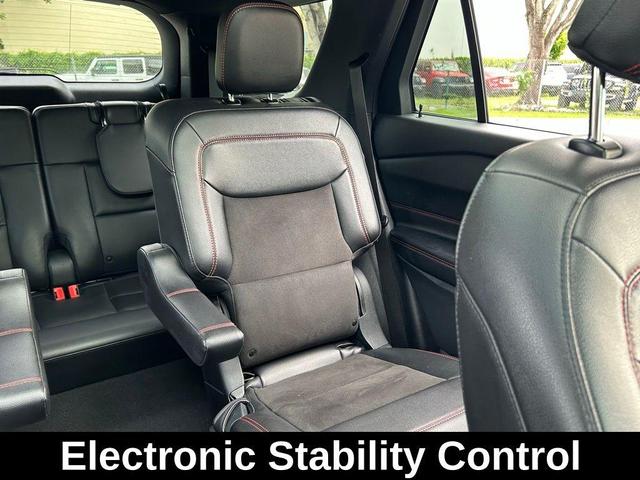 Photo of 2022 Stone Blue Metallic Ford Explorer