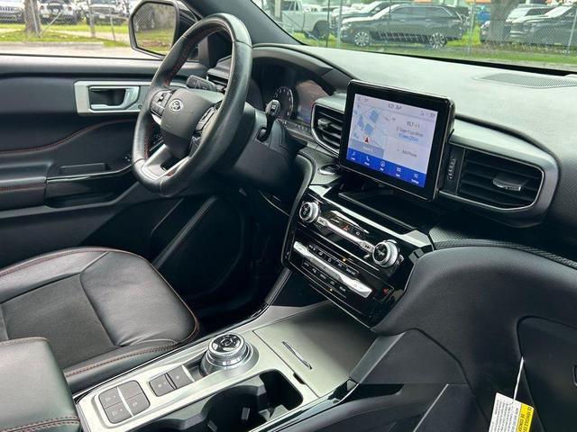 Photo of 2022 Stone Blue Metallic Ford Explorer