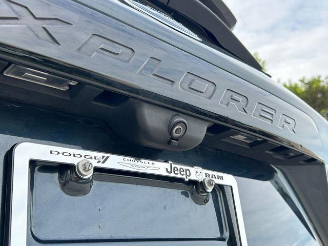 Photo of 2022 Stone Blue Metallic Ford Explorer