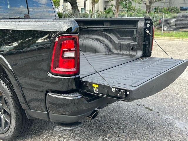Photo of 2025 Diamond Black RAM 1500
