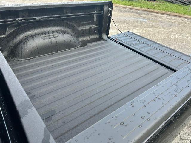 Photo of 2025 Diamond Black RAM 1500