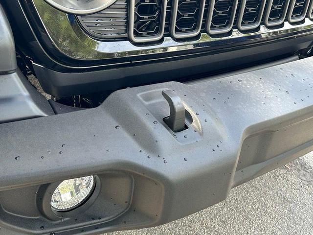 Photo of 2025 Black Clearcoat Jeep Wrangler