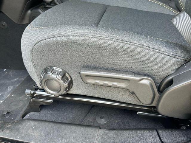 Photo of 2025 Black Clearcoat Jeep Wrangler