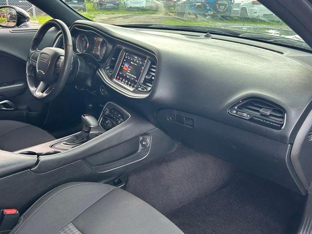 Photo of 2019 Pitch Black Clearcoat Dodge Challenger