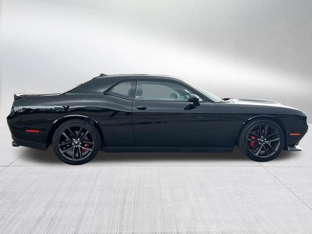 Photo of 2019 Pitch Black Clearcoat Dodge Challenger