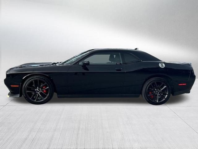 Photo of 2019 Pitch Black Clearcoat Dodge Challenger