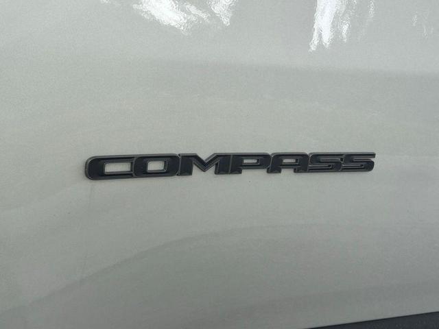 Photo of 2025 Silver Zynith Jeep Compass