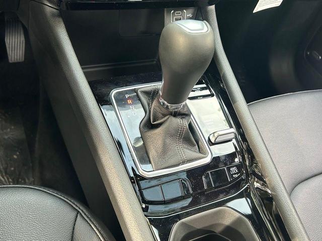 Photo of 2025 Silver Zynith Jeep Compass