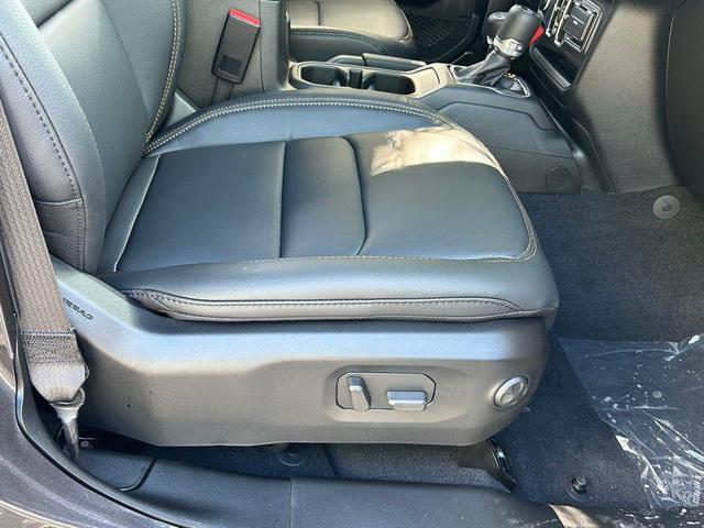 Photo of 2025 Granite Crystal Clearcoat Metallic Jeep Wrangler 4xe