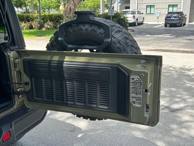 Photo of 2025 Green Jeep Wrangler