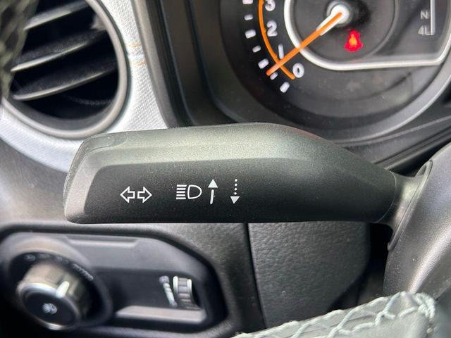 Photo of 2025 Green Jeep Wrangler